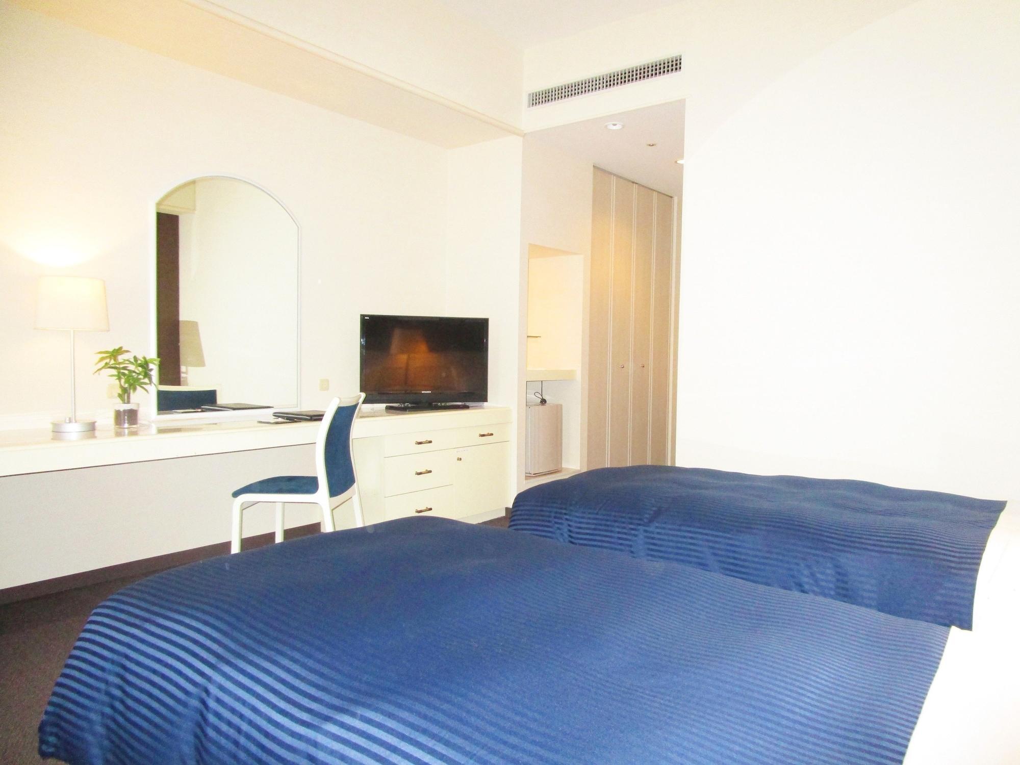 Hotel Livemax Sapporo Nakajima Park Grande Сапоро Екстериор снимка