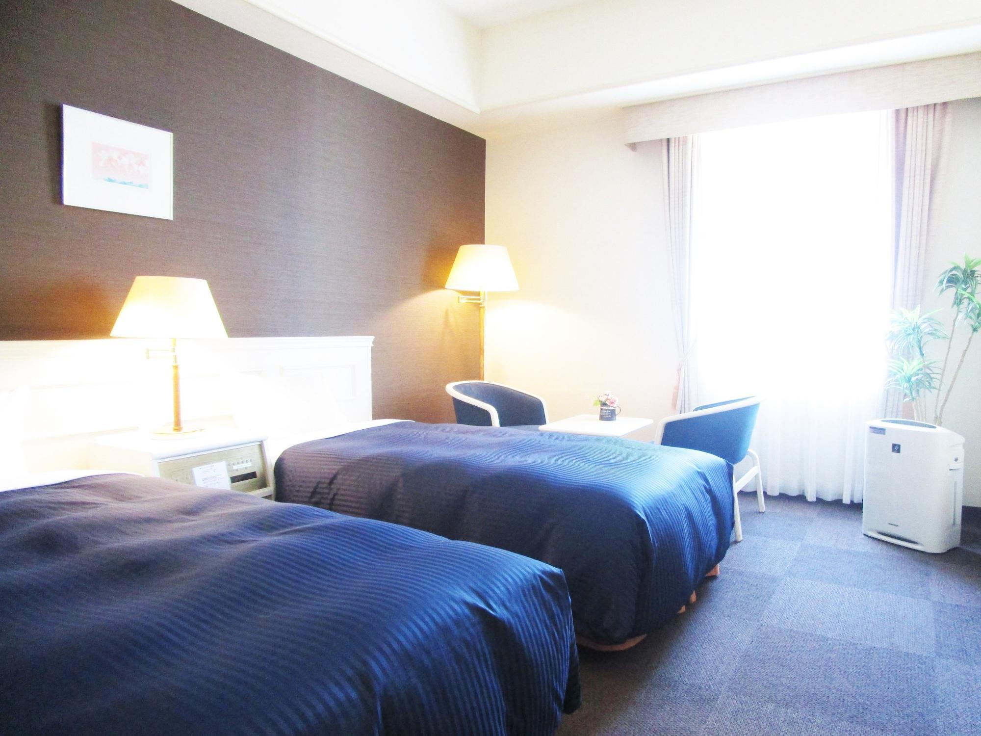 Hotel Livemax Sapporo Nakajima Park Grande Сапоро Екстериор снимка