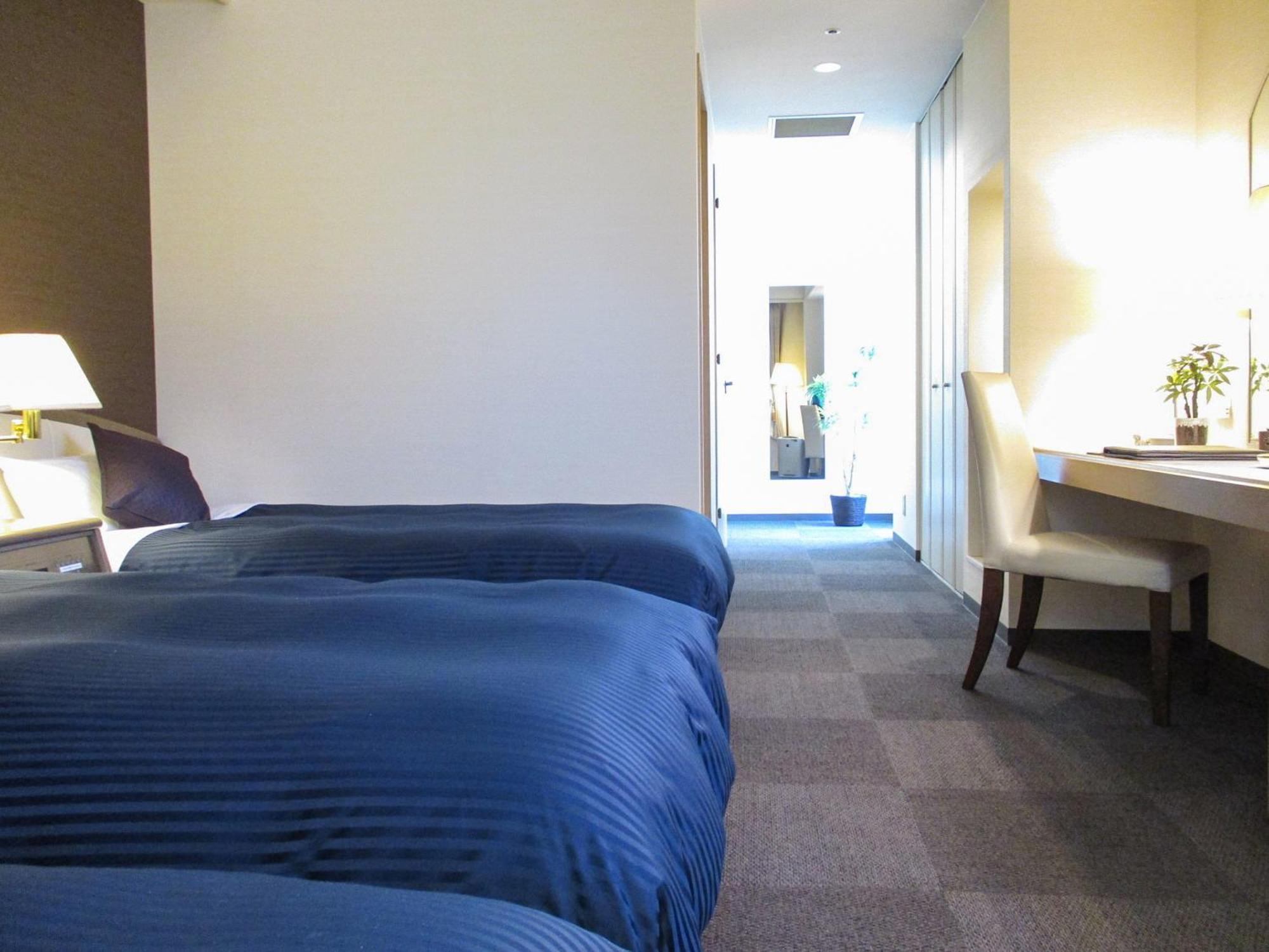 Hotel Livemax Sapporo Nakajima Park Grande Сапоро Екстериор снимка